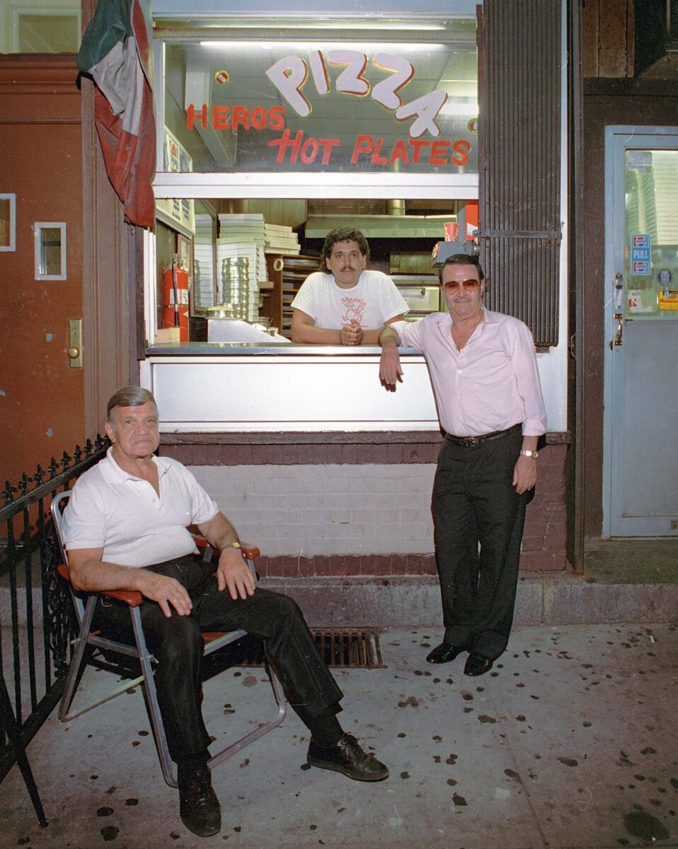 works-stoop-willimsburg neighborhood friends-04