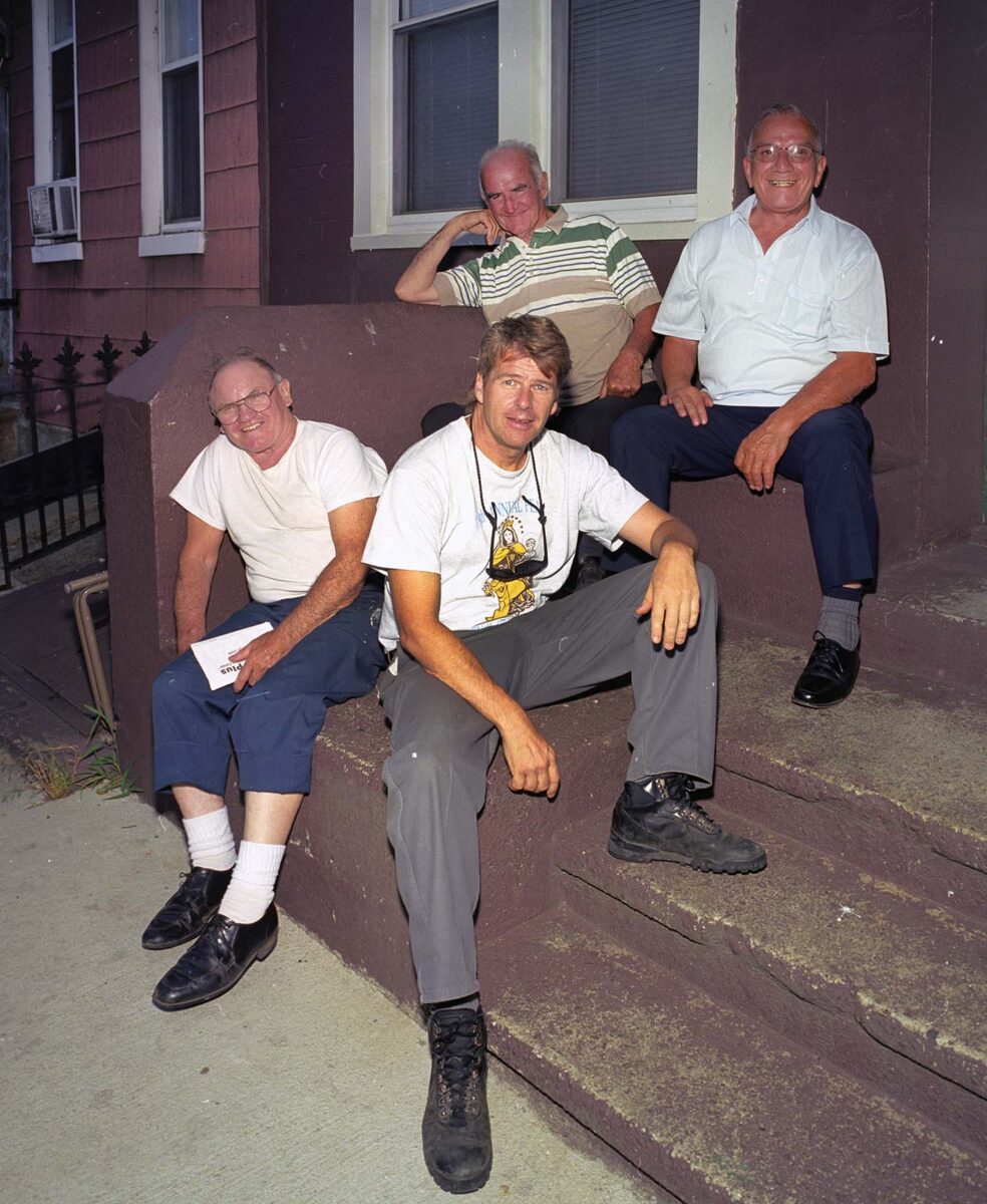 works-stoop-willimsburg neighborhood friends-28