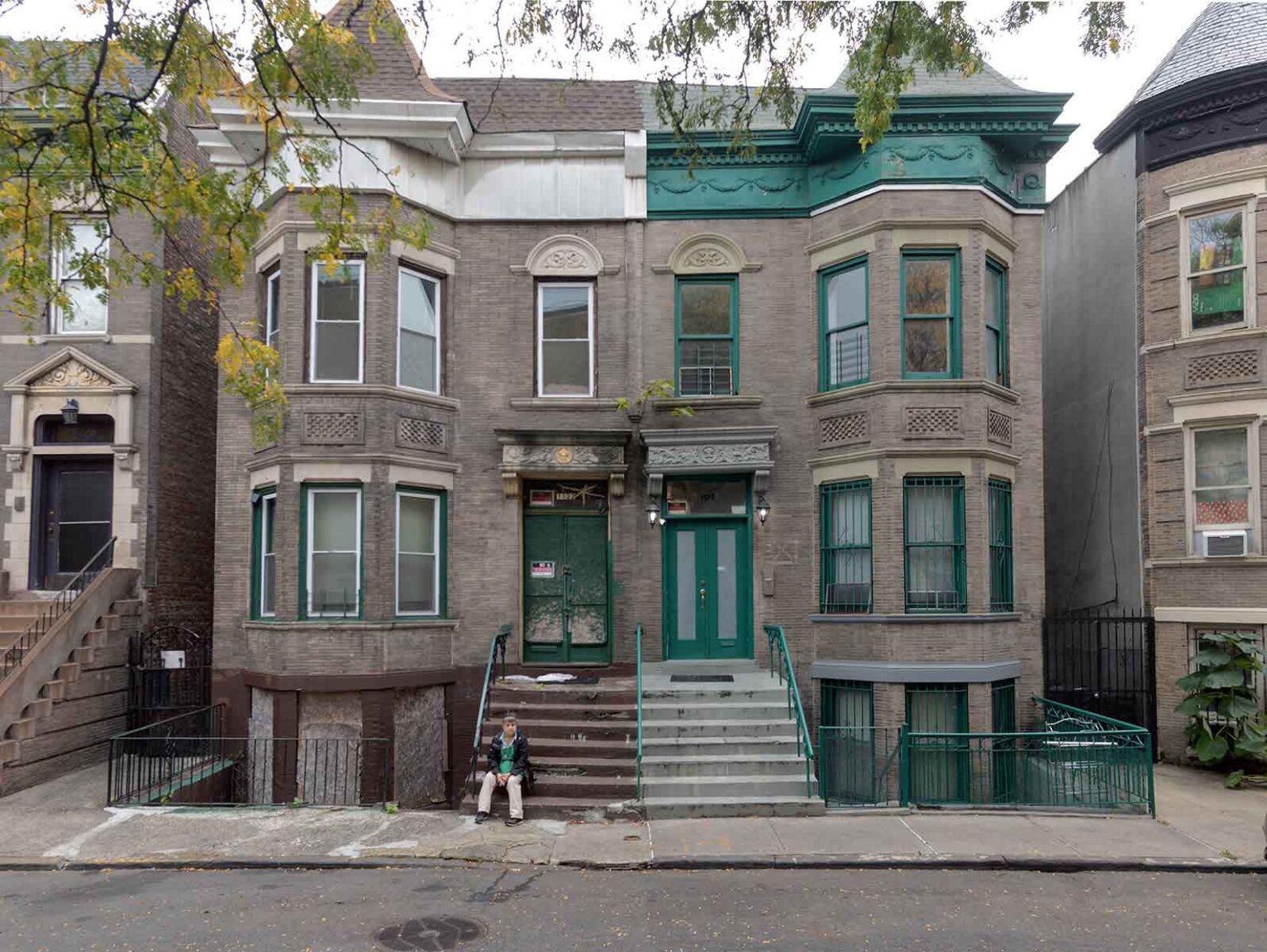 works-bronx streets-005-prince charles street bronx