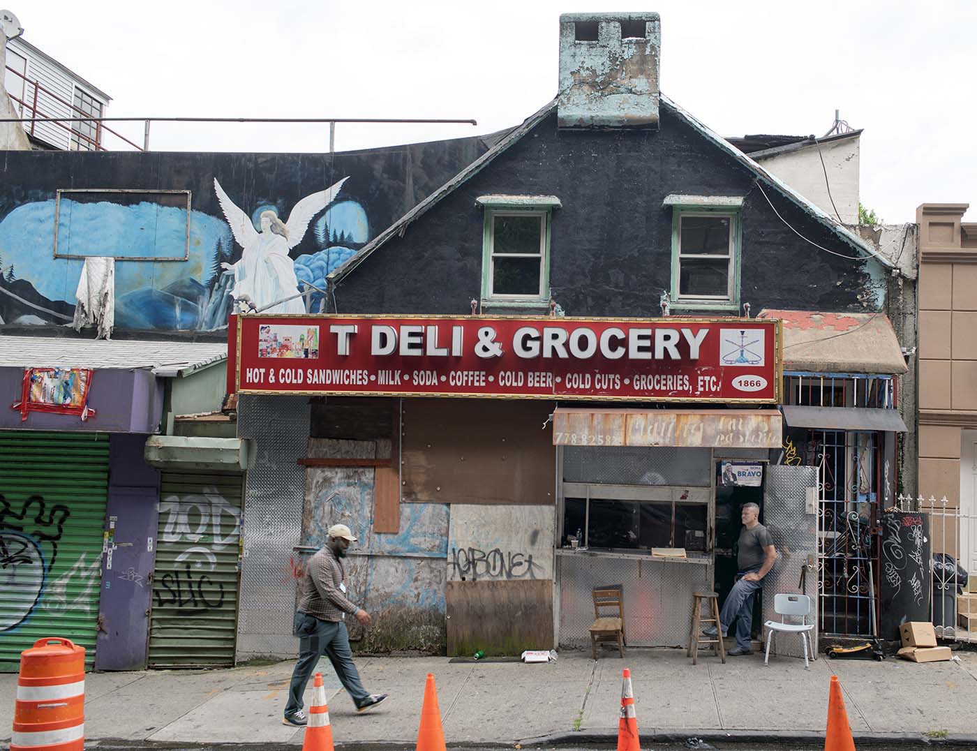 works-bronx streets-006-social club mount hope