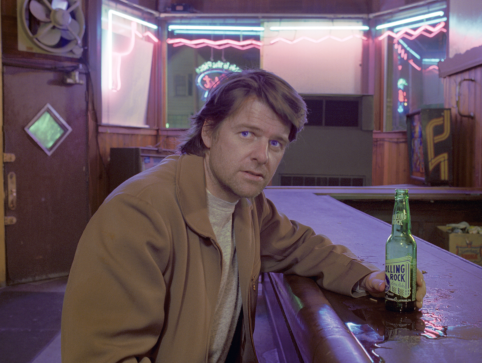 twoshoes-mike boros cafe-buckeye road-dive bar-hungarin bar-cleveland-bar patron-drinking-blue-collar