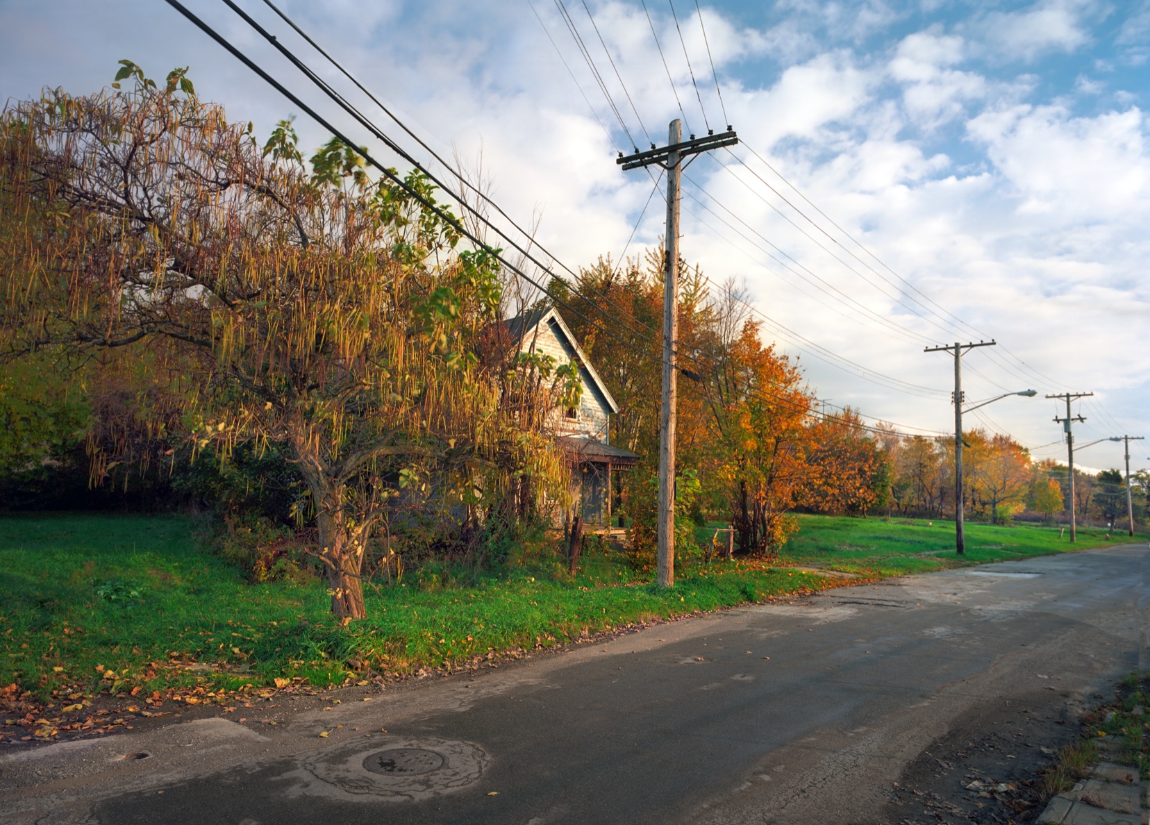 East 82nd Street, Forgotten Triangle