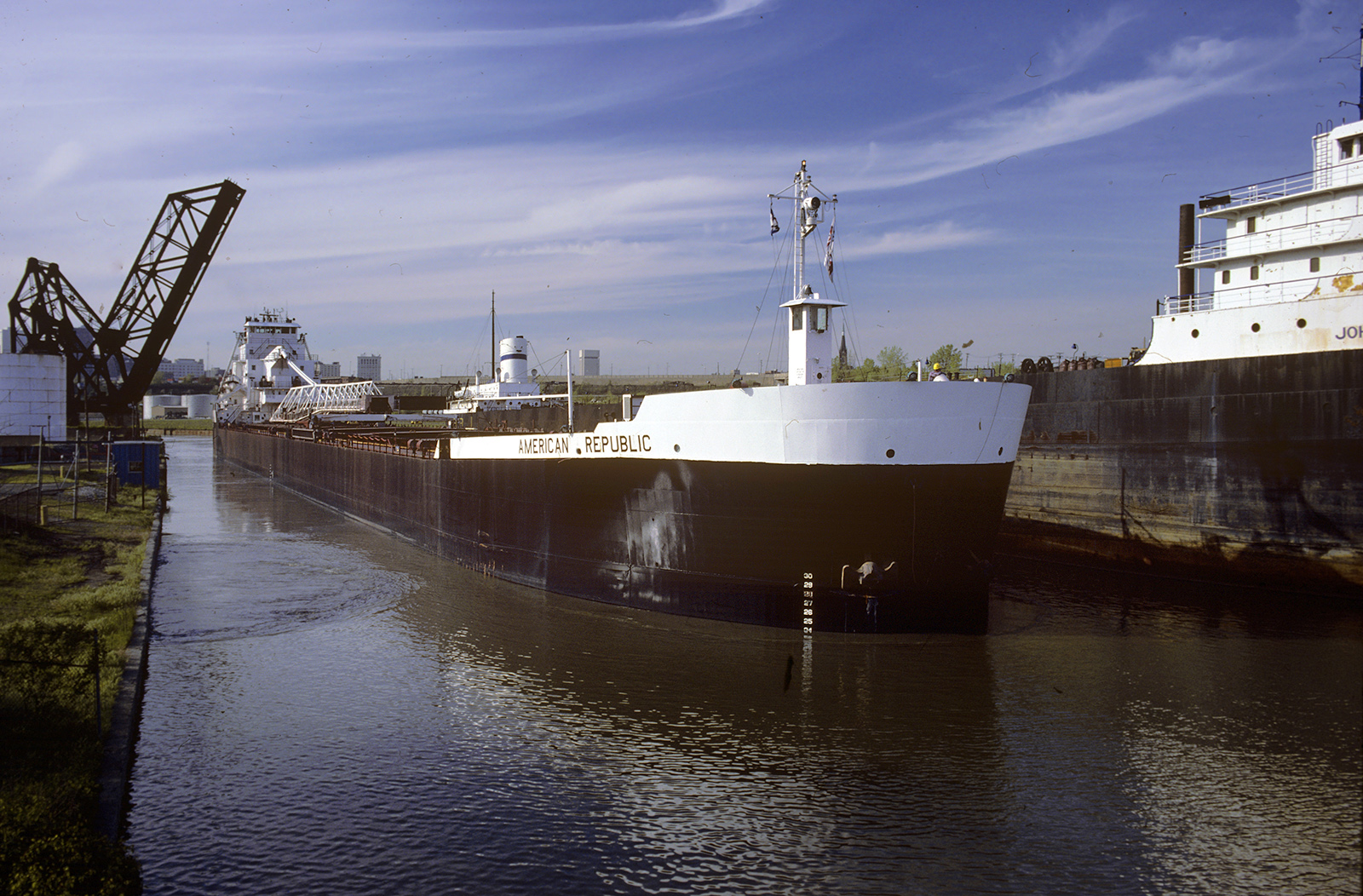 American Republic Upbound With Ore