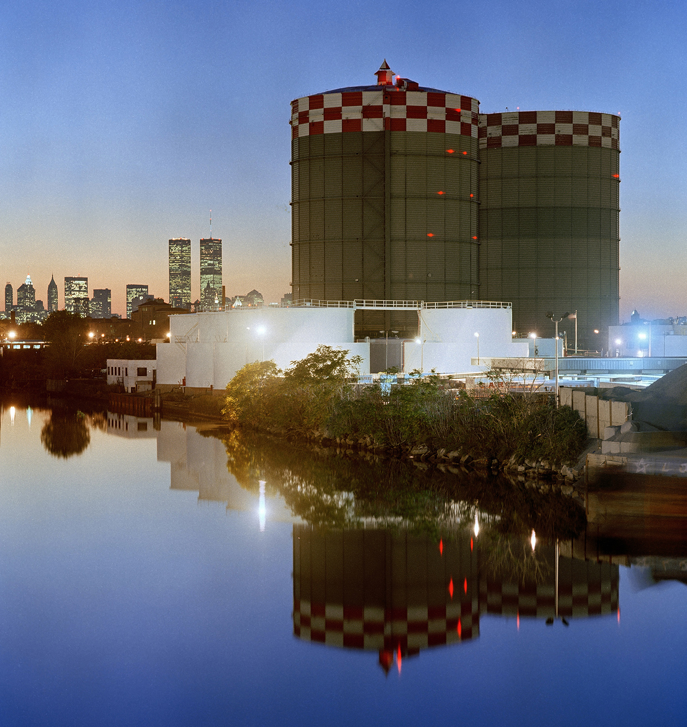 Newtown Creek, Greenpoint Tanks, WTC and Downtown Manhattan along Newtown Creek.