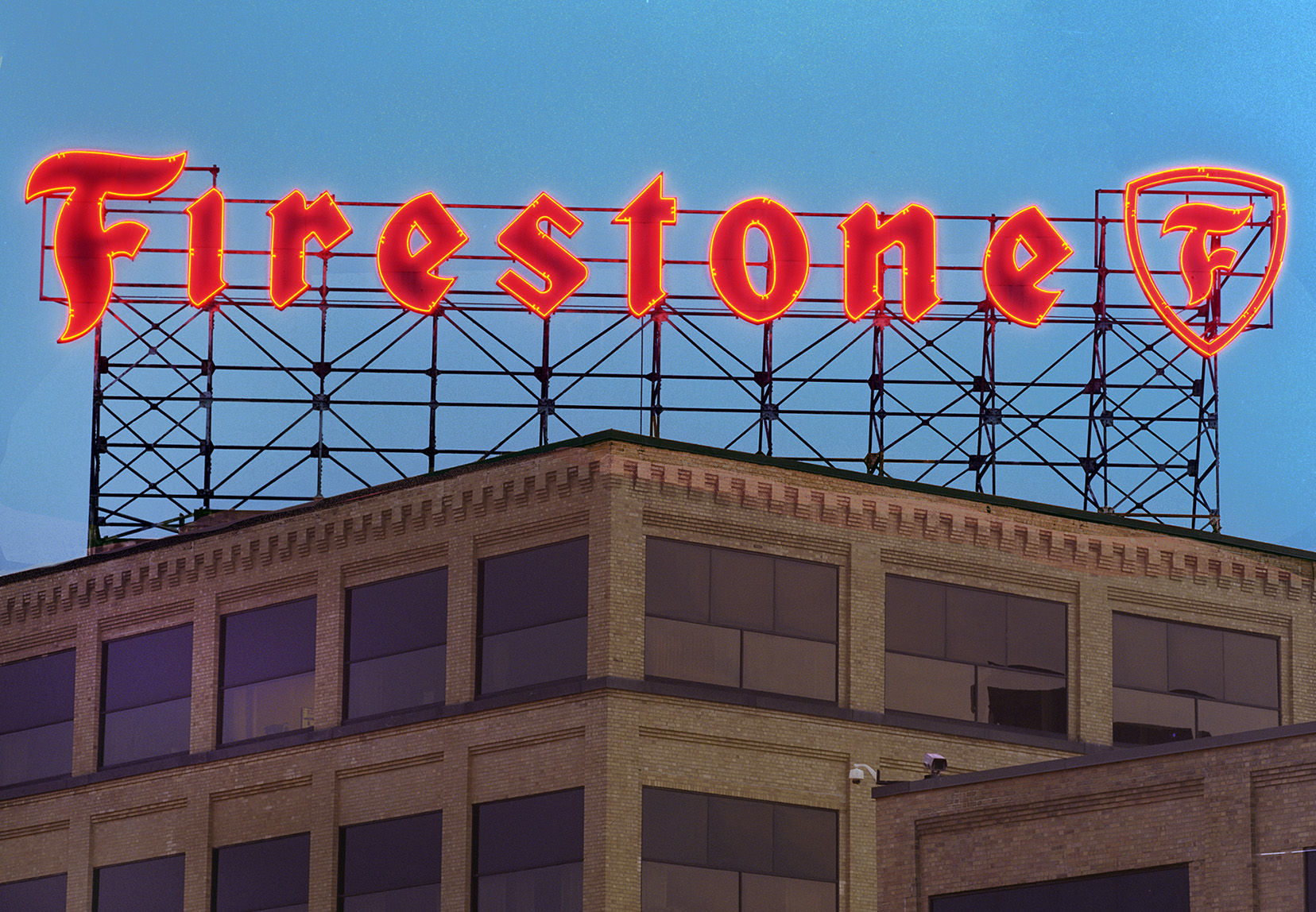 fireston-plant-#1-neon