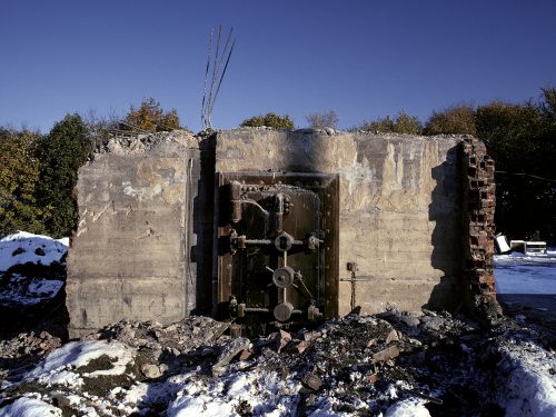 Vault, Quincy Savings & Loan, Quincy Avenue
